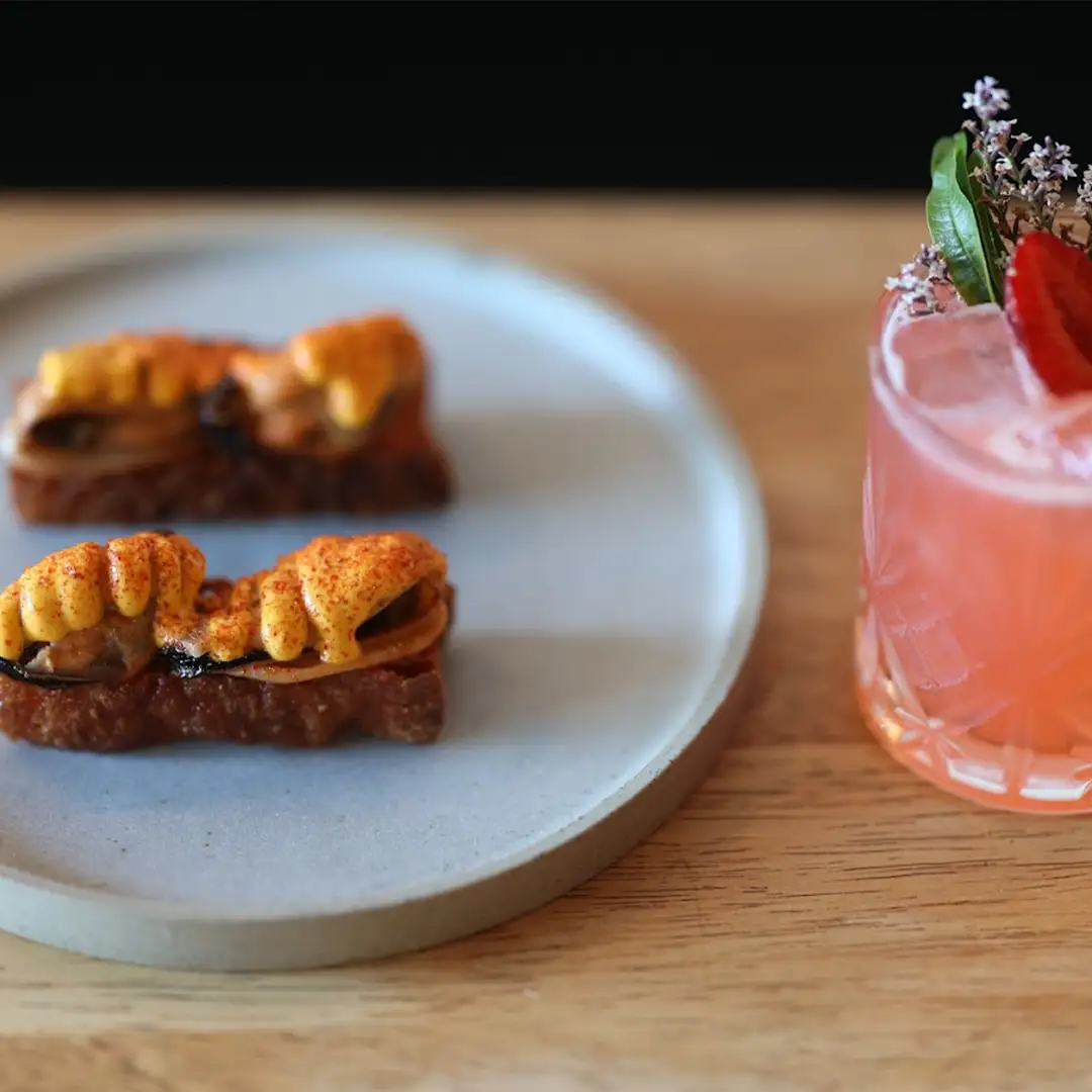 Finger food and cocktail